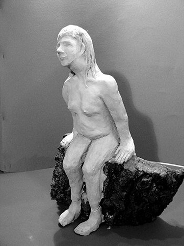 Meine erste Figur: Sitzen unter Schmerzen